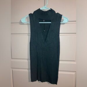Sleeveless cut out knit top